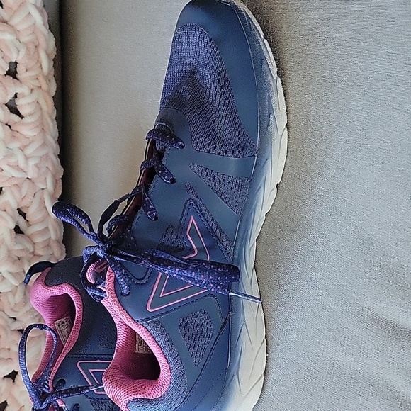 Vionic 335 Miles Running Shoes Womens 8.5 Blue Lace Up Low Top Comfort Sneakers - Picture 1 of 7